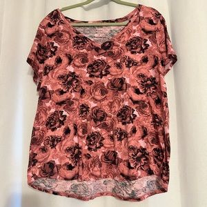 Torrid 0 classic V neck tee GUC